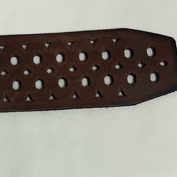 Lucky Brand 100% leather belt - Picture 2 of 9